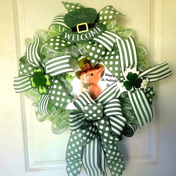 St. Patrick's Day Irish Cat Deco Mesh Bow Wreath - Picture 8 of 8